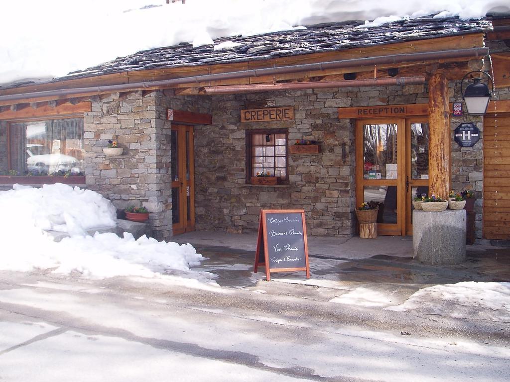 A La Pastourelle Hotel บอนเนวัล-ซัวร์-อาร์ค ภายนอก รูปภาพ